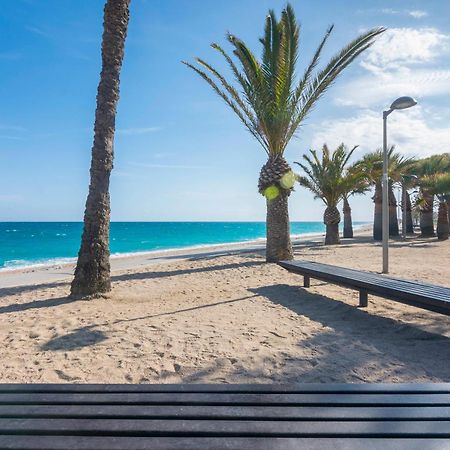 Homeholidaysrentals Atico Ocean Pineda de Mar Buitenkant foto