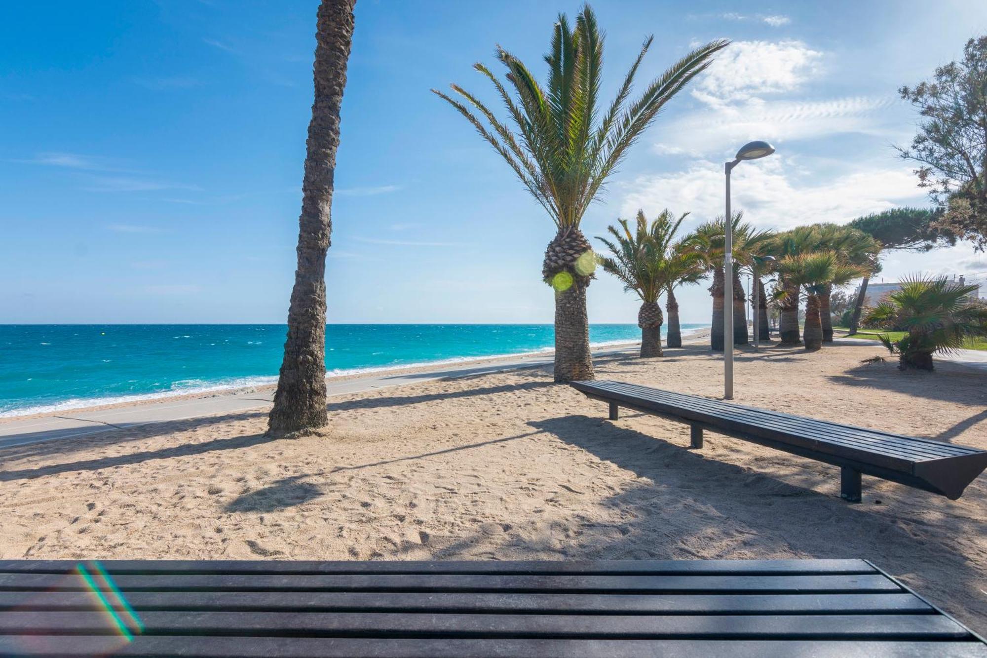 Homeholidaysrentals Atico Ocean Pineda de Mar Buitenkant foto
