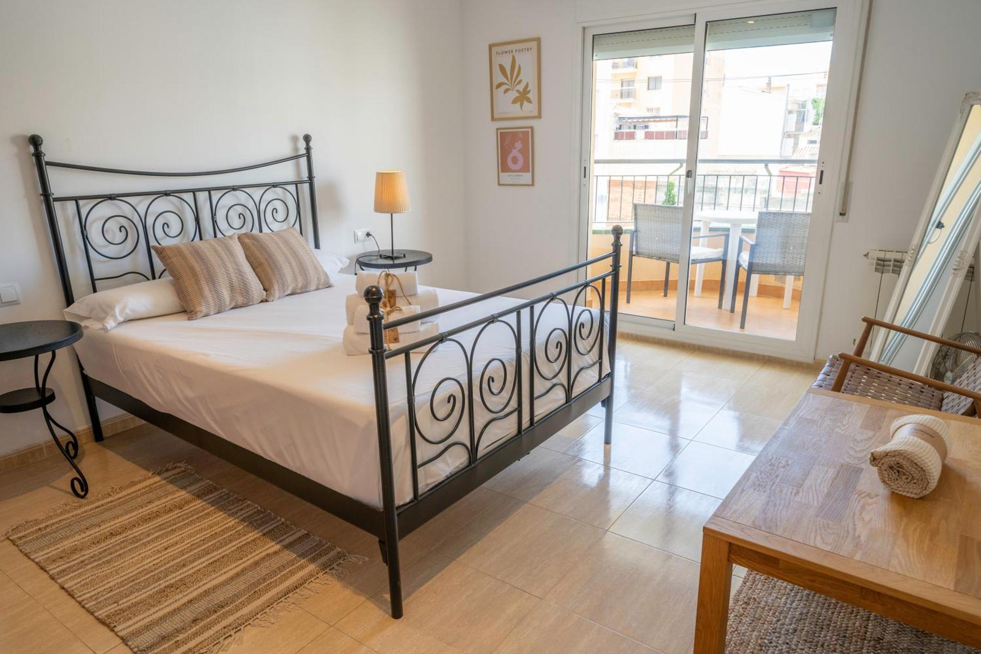 Homeholidaysrentals Atico Ocean Pineda de Mar Buitenkant foto